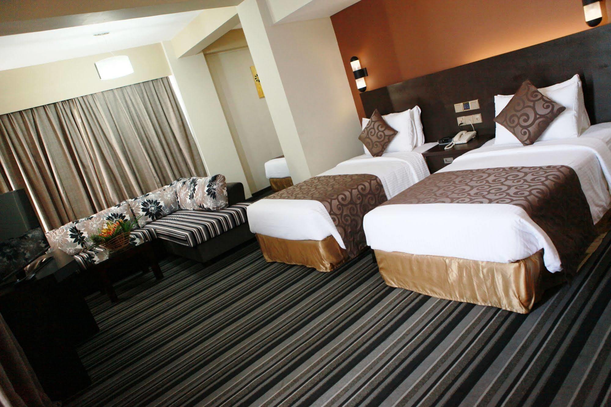 Pearl Grand Hotel Colombo Eksteriør billede